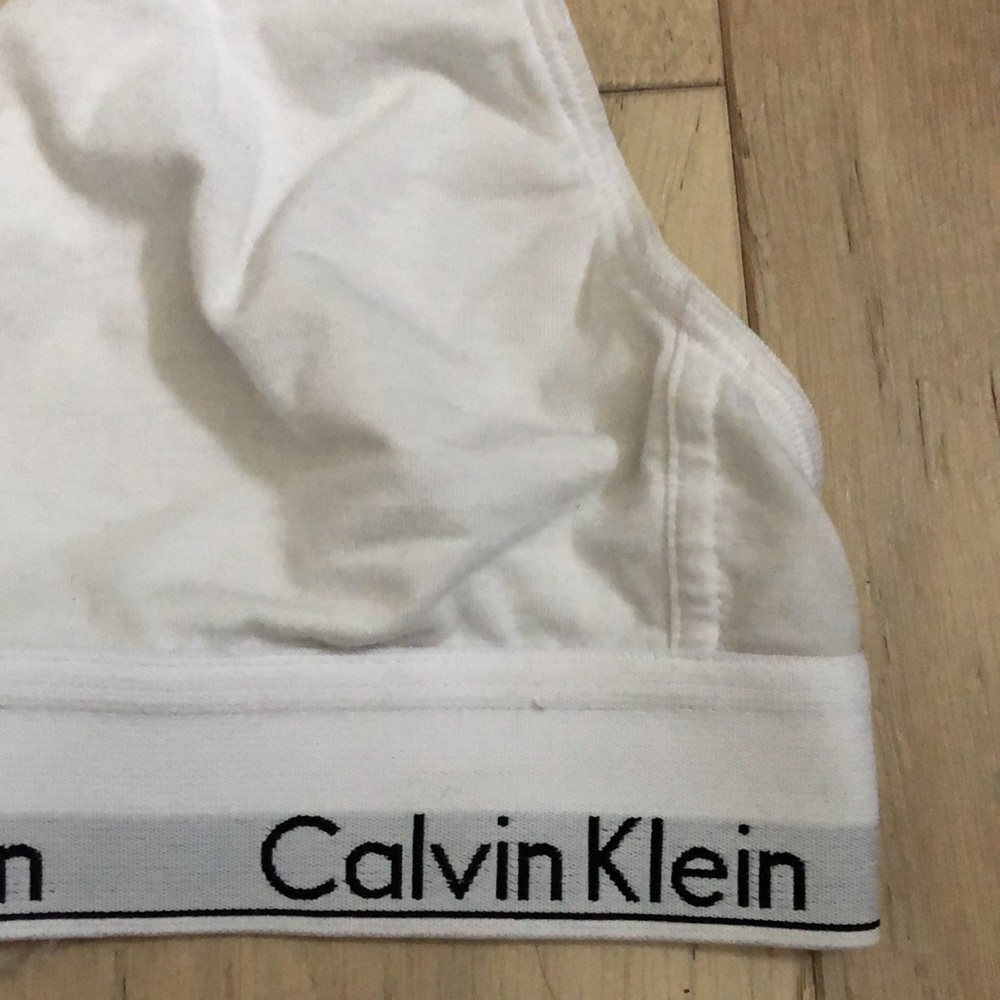 Calvin Klein bralette adjustable - Picture 3 of 6
